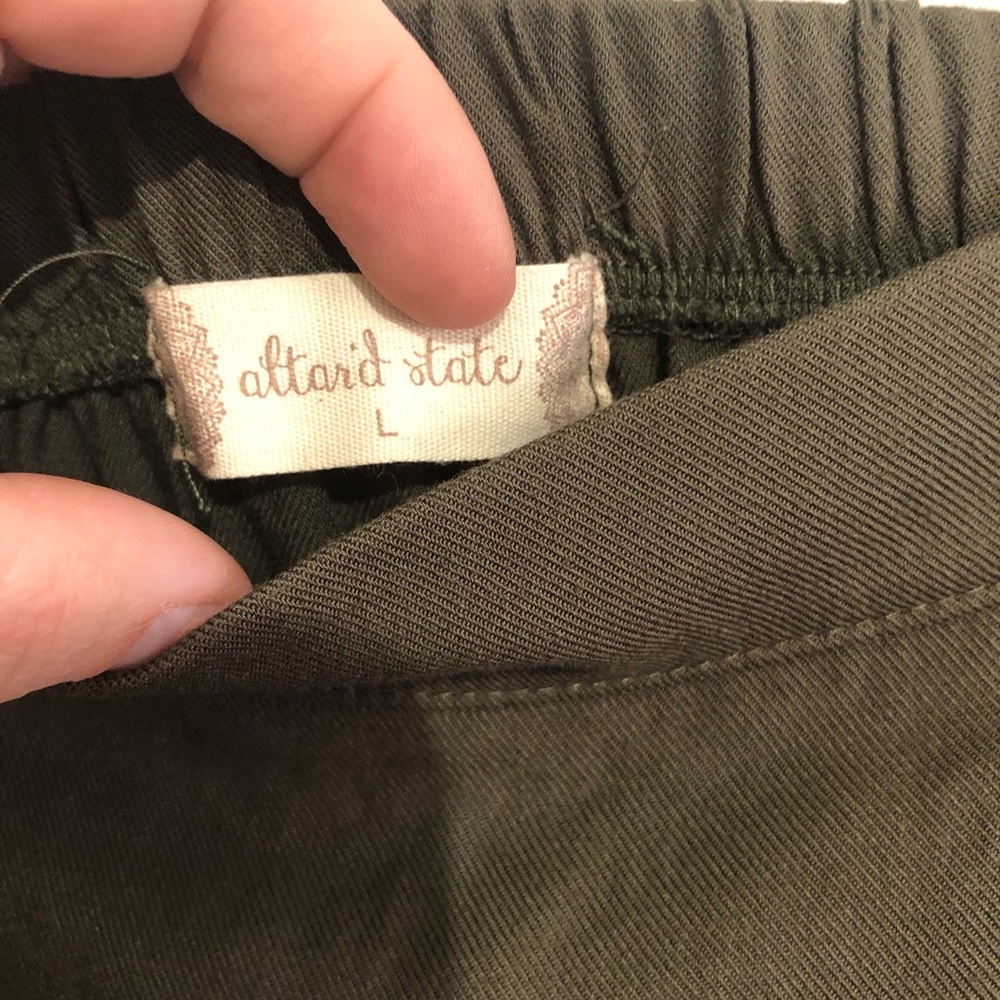 Alter’d State skirt - Picture 4 of 5
